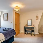 Holiday home 2 Bed In Oc-h32509