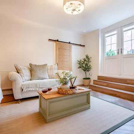 펜션 2 Bed In Oc-h32509 휫비