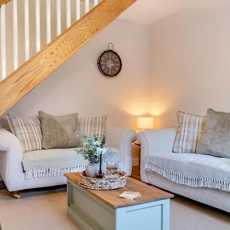 Hébergement de vacances 2 Bed In Oc-h32509 *