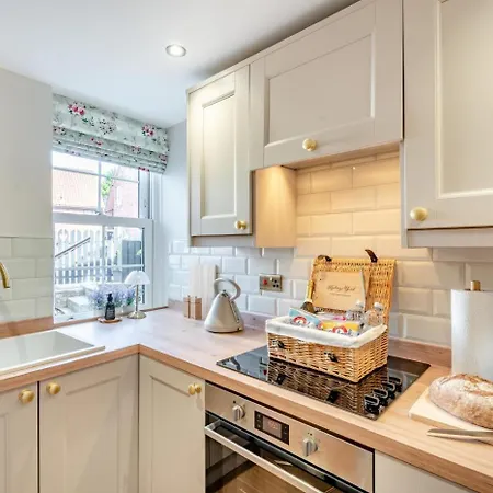 Semesterbostad 2 Bed In Oc-h32509 Whitby